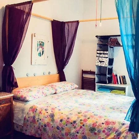 לינה וארוחת בוקר Un Letto A גאטה