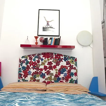 Un Letto A